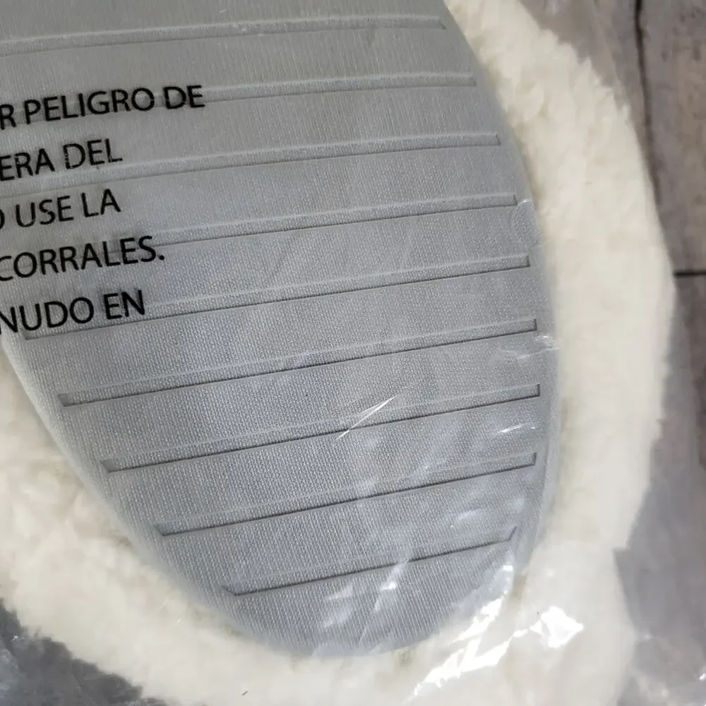 NWT Dearfoams Polar Bear Slippers Size 4-5 Hard Soles Christmas Plush 3D Animal